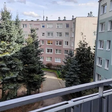 Lovely In A Quiet Area Apartment *