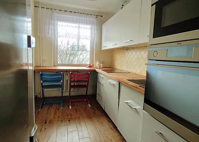 Lovely In A Quiet Area Apartment *