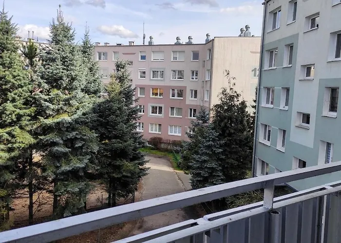 Lovely In A Quiet Area Apartment *